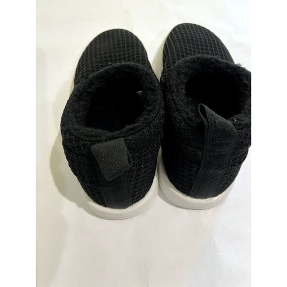 Lusso Cloud Guru Sherp Waffle Knit Chukka Sneakers in Black - Picture 4 of 9